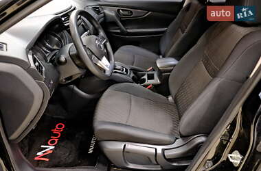 Внедорожник / Кроссовер Nissan Rogue 2019 в 