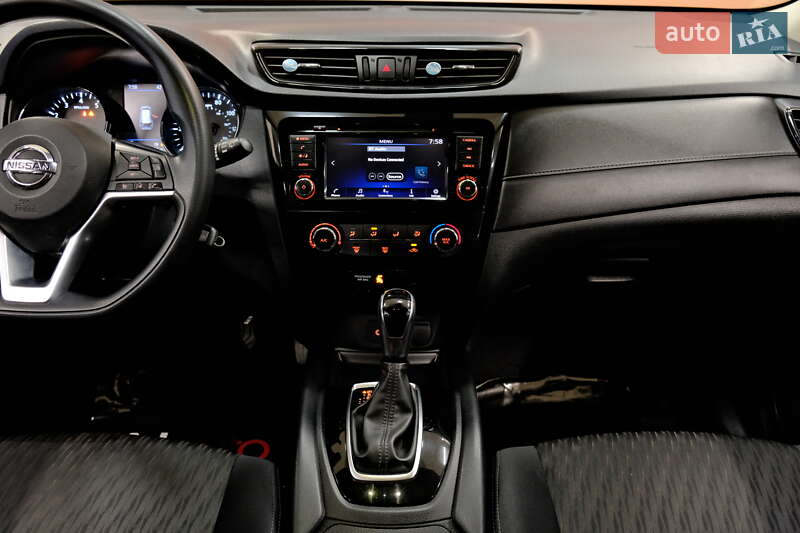 Внедорожник / Кроссовер Nissan Rogue 2019 в Одессе