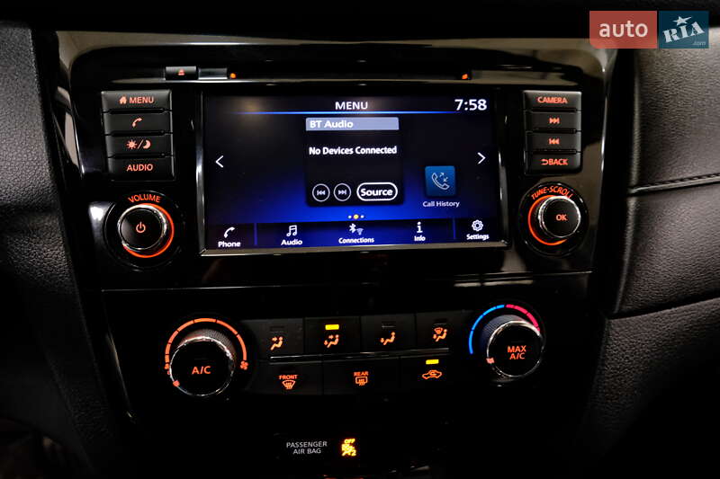 Внедорожник / Кроссовер Nissan Rogue 2019 в Одессе