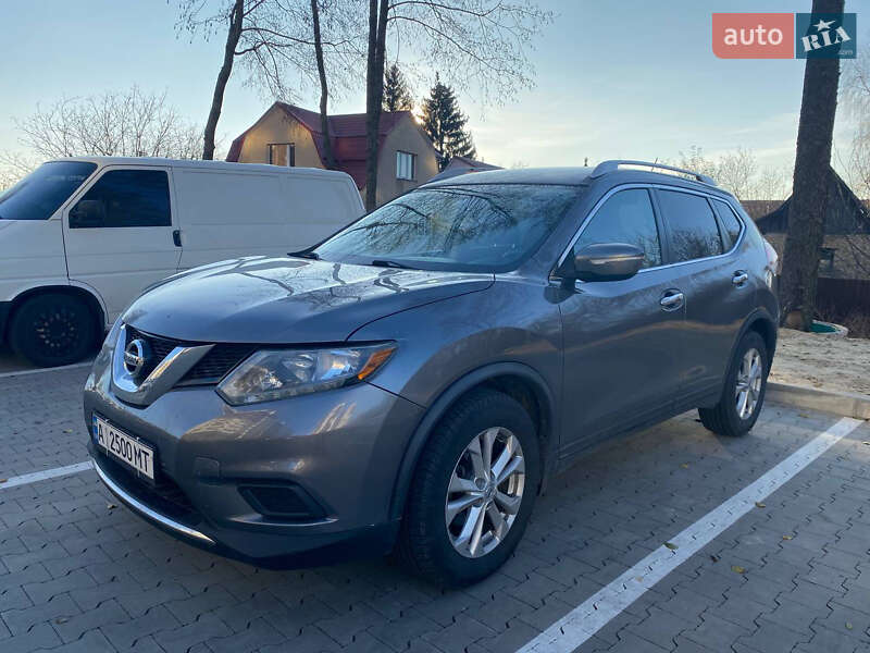 Позашляховик / Кросовер Nissan Rogue 2015 в Черкасах