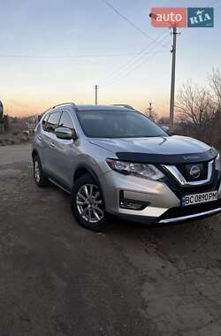 Внедорожник / Кроссовер Nissan Rogue 2018 в Бориславе