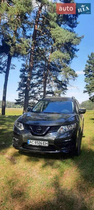 Внедорожник / Кроссовер Nissan Rogue 2014 в Луцке