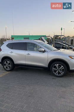 Позашляховик / Кросовер Nissan Rogue 2020 в Києві