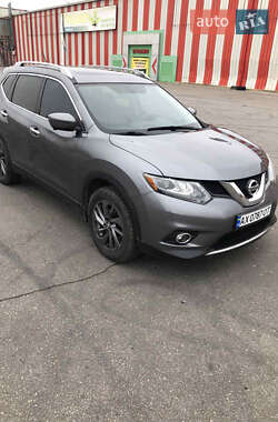 Внедорожник / Кроссовер Nissan Rogue 2016 в Харькове