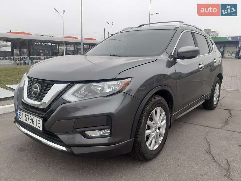 Позашляховик / Кросовер Nissan Rogue 2019 в 