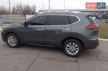 Позашляховик / Кросовер Nissan Rogue 2019 в 
