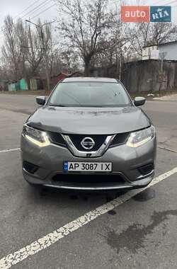 Внедорожник / Кроссовер Nissan Rogue 2016 в Запорожье