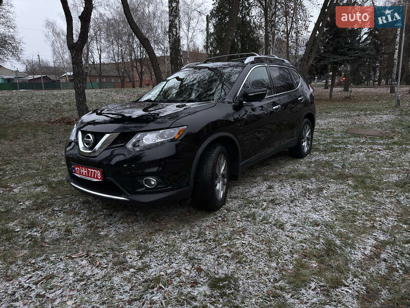 Позашляховик / Кросовер Nissan Rogue 2014 в Лубнах