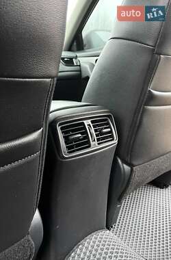 Внедорожник / Кроссовер Nissan Rogue 2018 в 