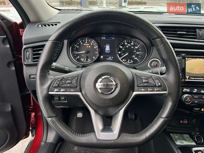 Внедорожник / Кроссовер Nissan Rogue 2018 в Виннице