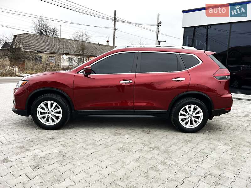 Внедорожник / Кроссовер Nissan Rogue 2018 в Виннице