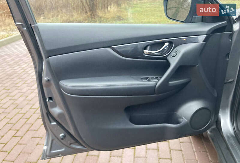 Внедорожник / Кроссовер Nissan Rogue 2018 в Киеве фото 12 Внедорожник / Кроссовер Nissan Rogue 2018 в Киеве