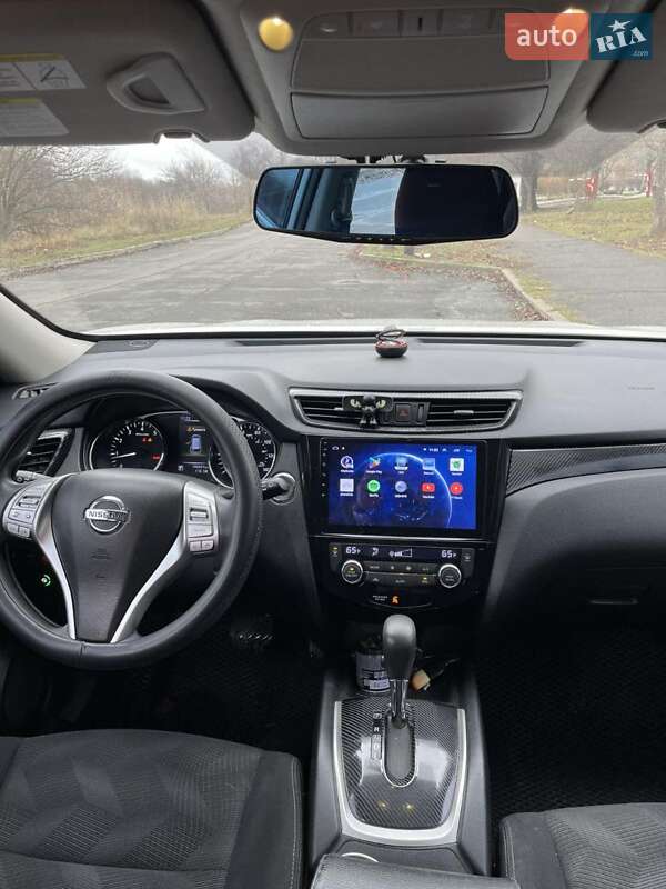 Позашляховик / Кросовер Nissan Rogue 2014 в Кривому Розі