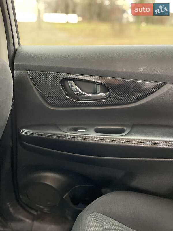 Позашляховик / Кросовер Nissan Rogue 2014 в Кривому Розі