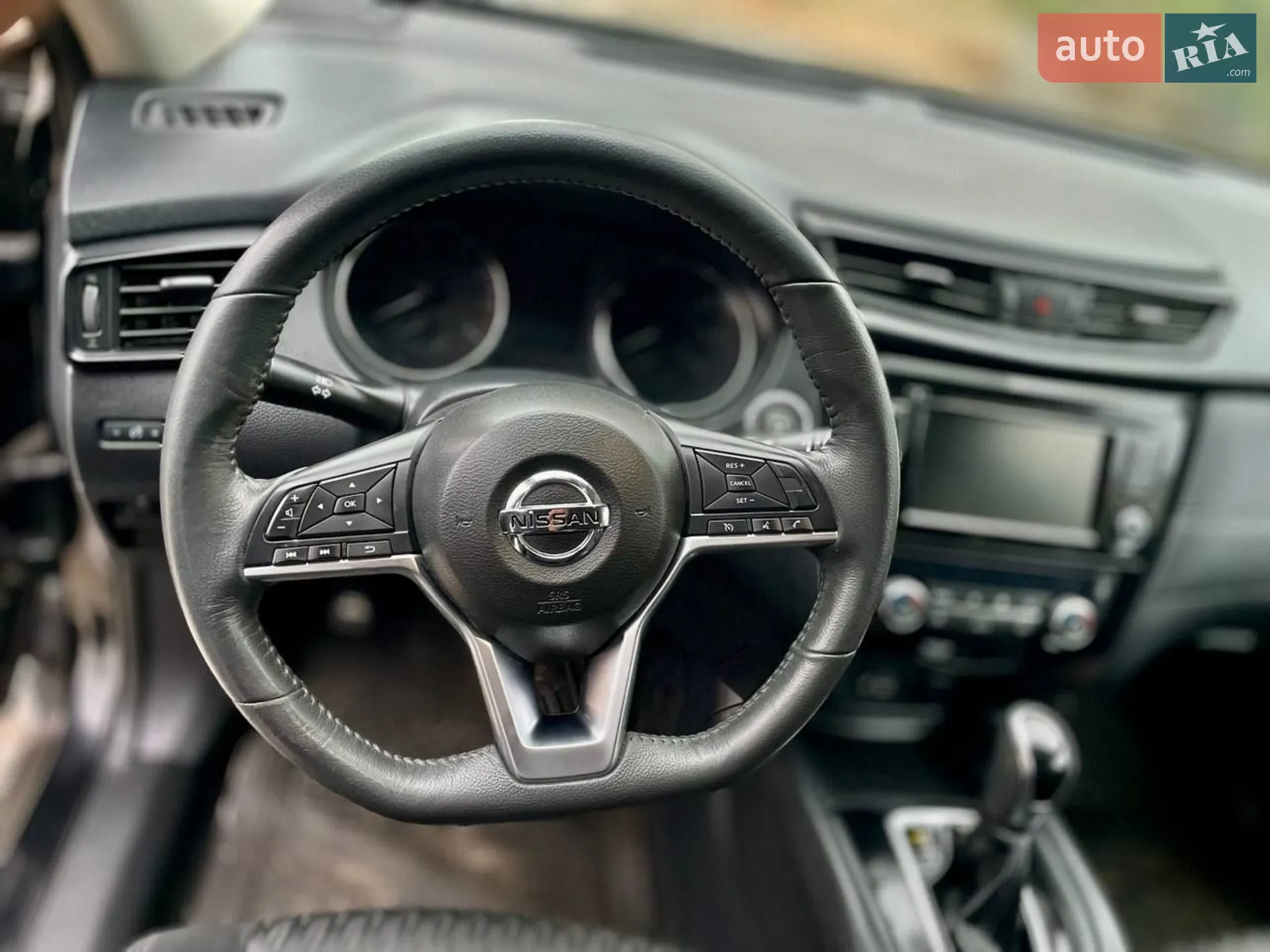 2017 Nissan Rogue - мініатюра 12