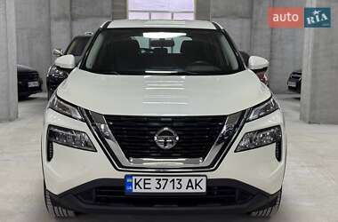 Позашляховик / Кросовер Nissan Rogue 2021 в Кам'янському