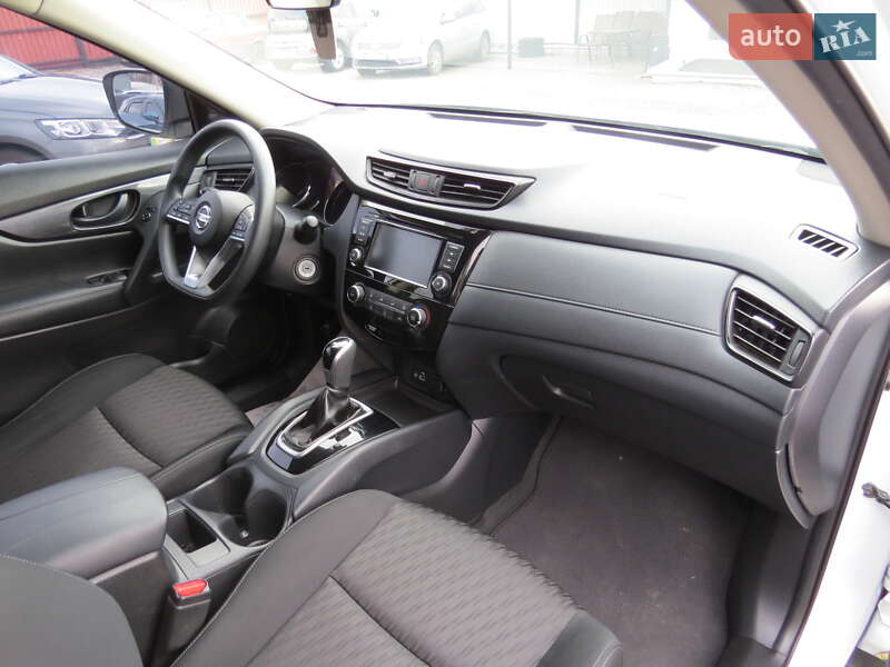 Позашляховик / Кросовер Nissan Rogue 2018 в Кропивницькому