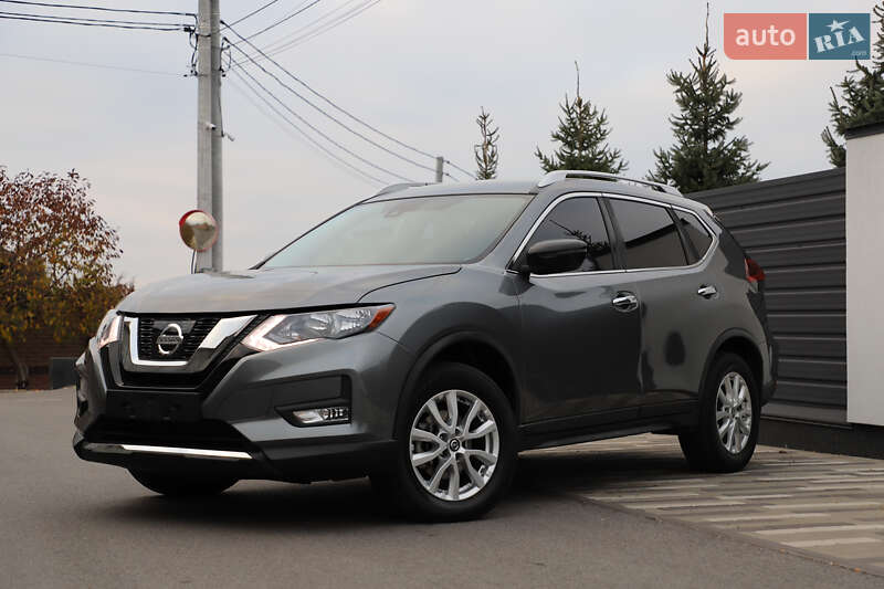 Позашляховик / Кросовер Nissan Rogue 2020 в 