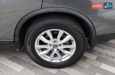 Позашляховик / Кросовер Nissan Rogue 2020 в 