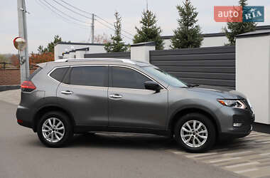 Позашляховик / Кросовер Nissan Rogue 2020 в 