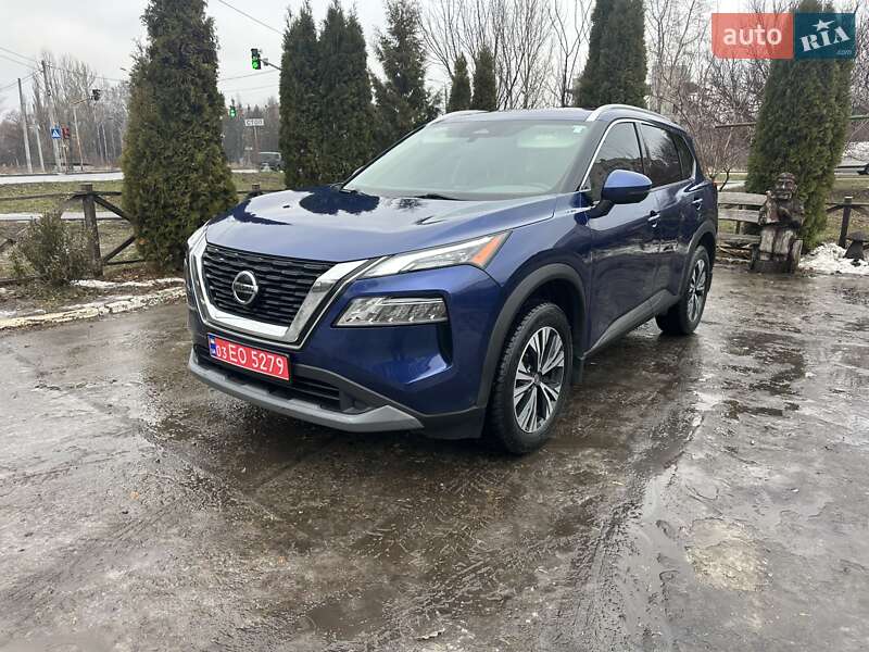 Внедорожник / Кроссовер Nissan Rogue 2021 в Сумах