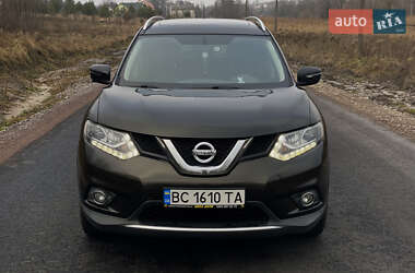 Позашляховик / Кросовер Nissan Rogue 2015 в Львові