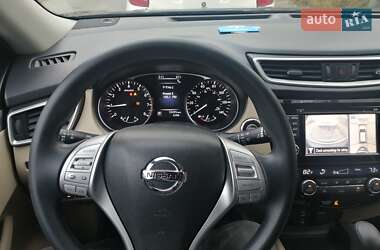 Позашляховик / Кросовер Nissan Rogue 2016 в 