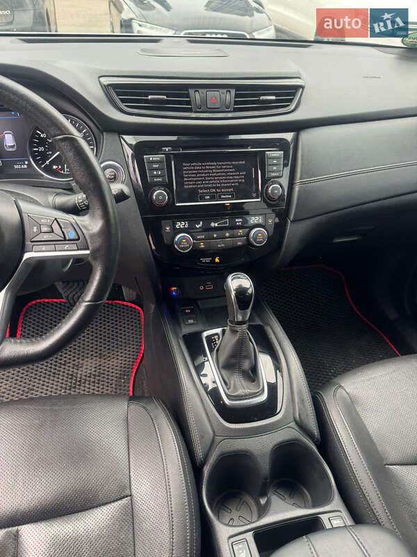 Внедорожник / Кроссовер Nissan Rogue 2019 в Киеве