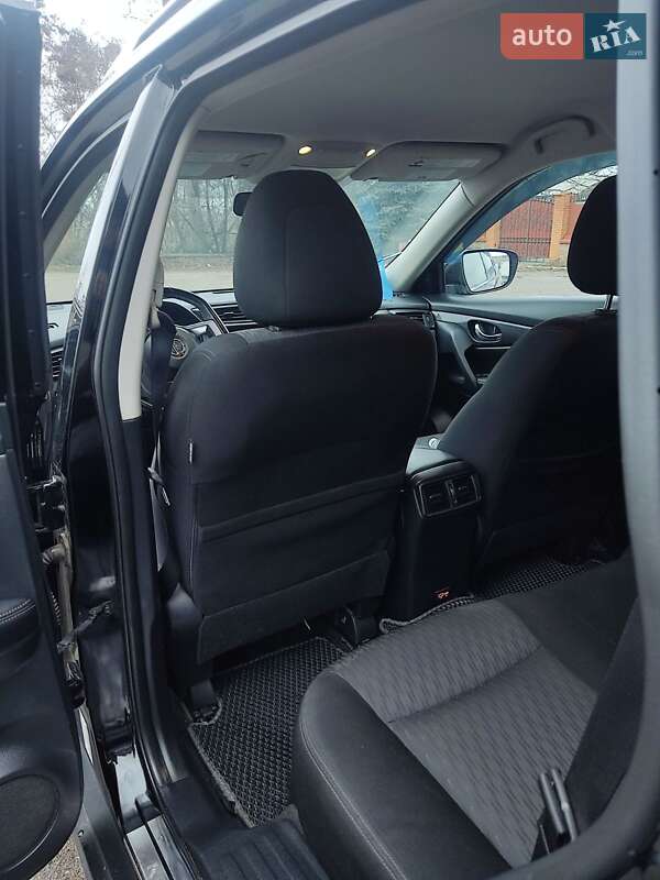 Внедорожник / Кроссовер Nissan Rogue 2019 в Яготине