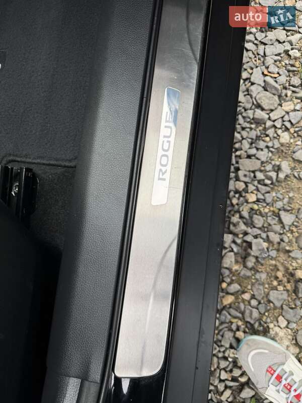Позашляховик / Кросовер Nissan Rogue 2018 в Ізмаїлі
