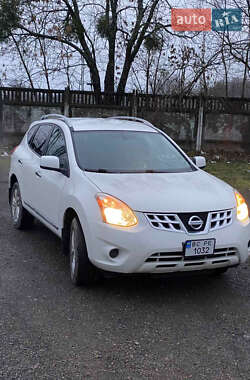 Позашляховик / Кросовер Nissan Rogue 2012 в Стрию