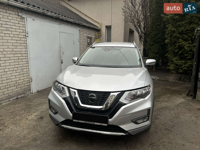 Nissan Rogue 2020