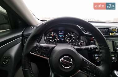 Позашляховик / Кросовер Nissan Rogue 2018 в Полтаві