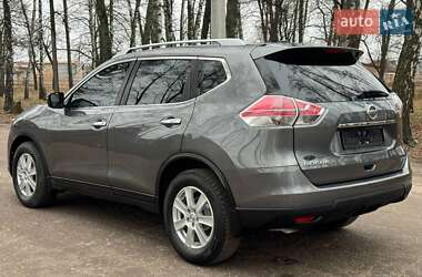 Внедорожник / Кроссовер Nissan Rogue 2015 в Ахтырке