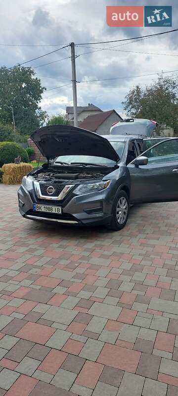 Внедорожник / Кроссовер Nissan Rogue 2019 в Болехове