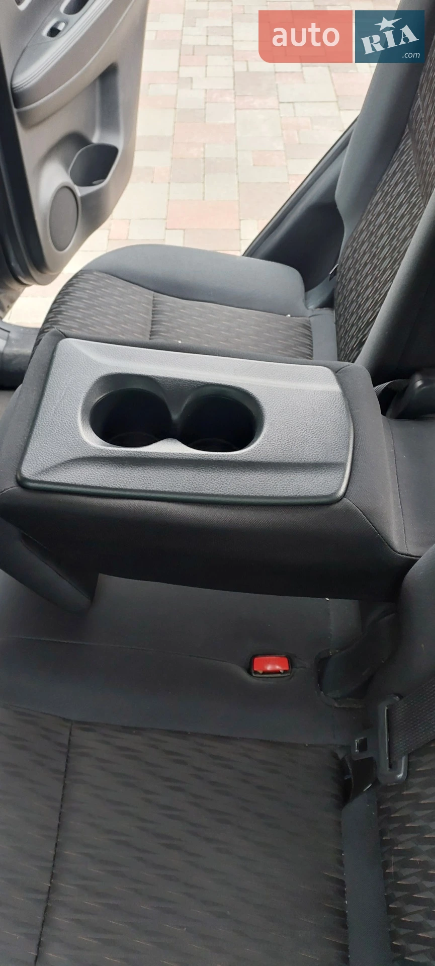 2019 Nissan Rogue - мініатюра 9
