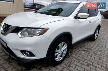 Позашляховик / Кросовер Nissan Rogue 2014 в Чернівцях