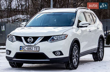 Позашляховик / Кросовер Nissan Rogue 2016 в Львові