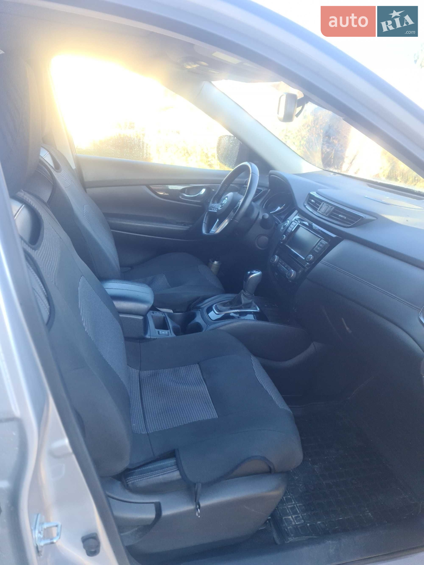 2018 Nissan Rogue - мініатюра 7
