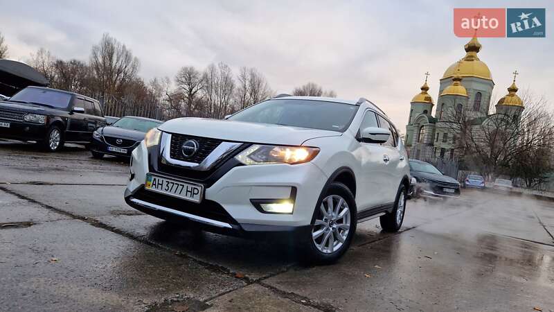 Внедорожник / Кроссовер Nissan Rogue 2018 в Днепре