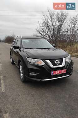 Внедорожник / Кроссовер Nissan Rogue 2018 в Казатине