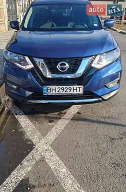 Позашляховик / Кросовер Nissan Rogue 2017 в Одесі