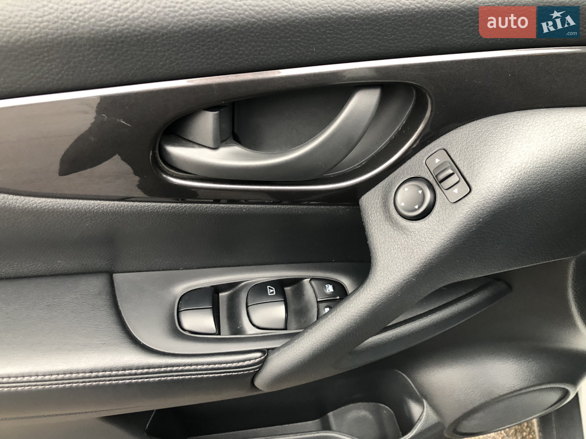 2019 Nissan Rogue - мініатюра 19