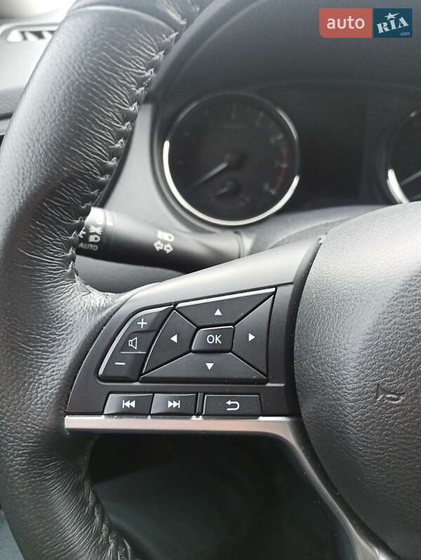 Внедорожник / Кроссовер Nissan Rogue 2018 в Николаеве фото 15 Внедорожник / Кроссовер Nissan Rogue 2018 в Николаеве