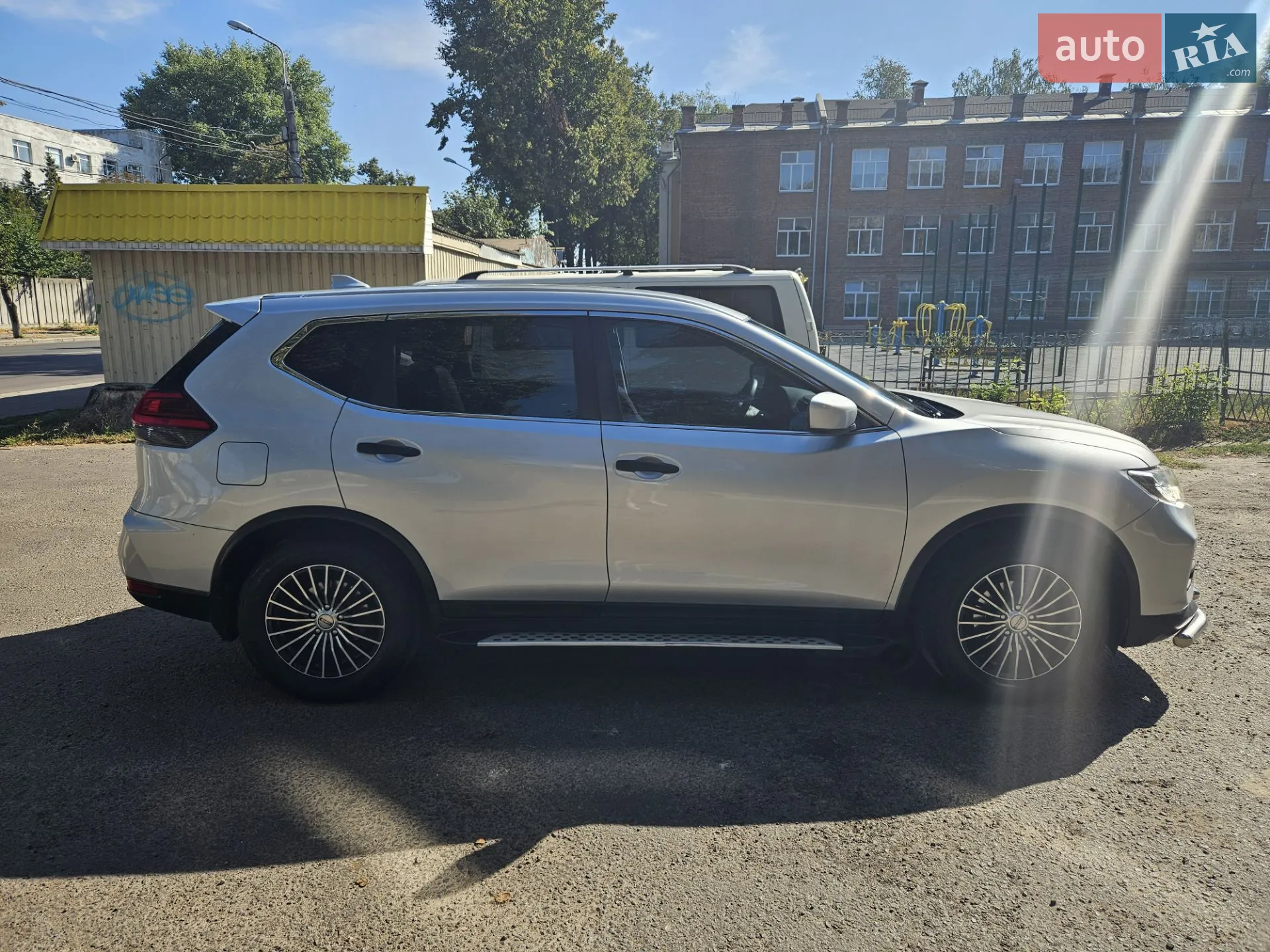 2017 Nissan Rogue - мініатюра 3
