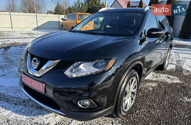 Внедорожник / Кроссовер Nissan Rogue 2015 в Луцке