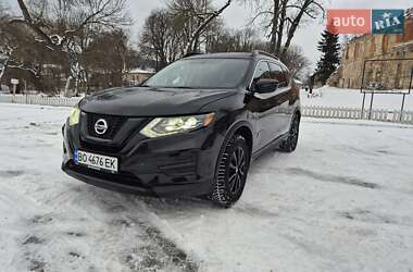 Позашляховик / Кросовер Nissan Rogue 2016 в Бережанах