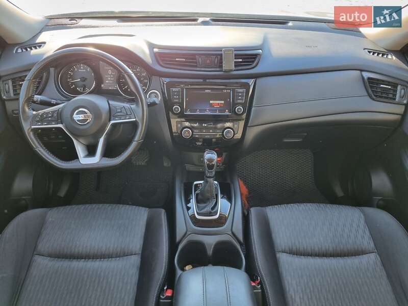 Позашляховик / Кросовер Nissan Rogue 2018 в Сумах