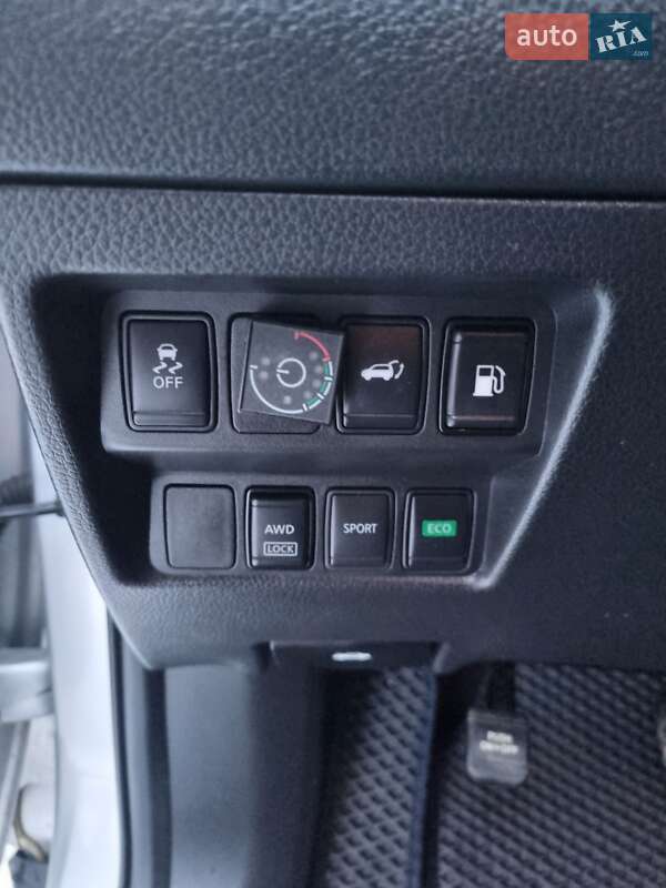 Позашляховик / Кросовер Nissan Rogue 2018 в Сумах