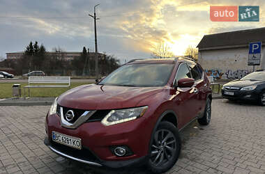 Позашляховик / Кросовер Nissan Rogue 2015 в Львові